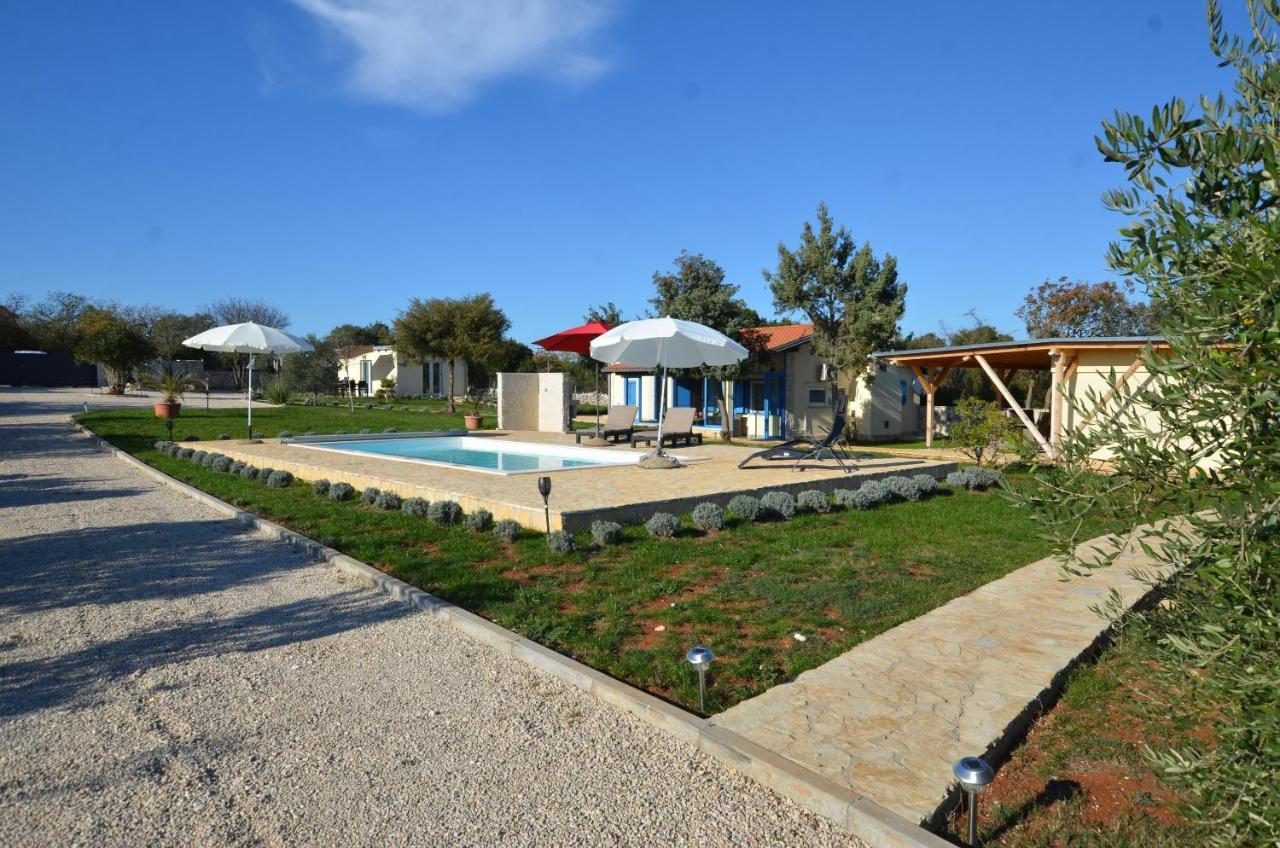 Bella Di Campo Βίλα Ρόβινι Εξωτερικό φωτογραφία