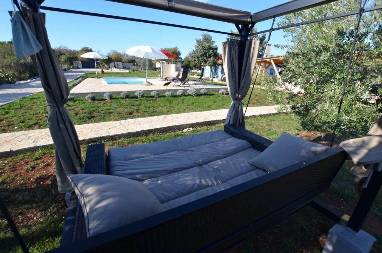 Bella Di Campo Βίλα Ρόβινι Εξωτερικό φωτογραφία