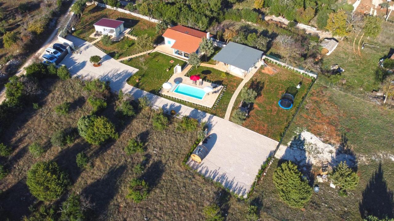 Bella Di Campo Βίλα Ρόβινι Εξωτερικό φωτογραφία