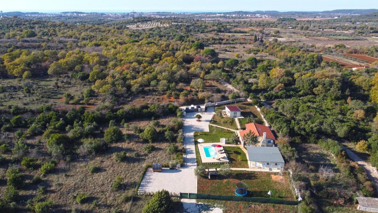 Bella Di Campo Βίλα Ρόβινι Εξωτερικό φωτογραφία